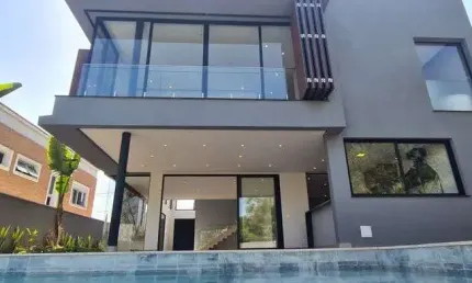 Casa para venda no Condominio Campos do Conde em Santana de Parnaíba - SP.