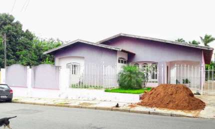 Casa para venda possui 300 metros quadrados com 4 quartos em Parque Ortolândia - Hortolândia - SP