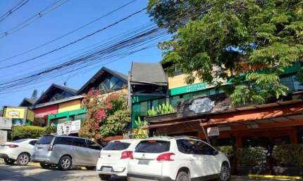 Centro Comercial à Venda com 16 lojas 100% locadas, Granja Viana, Cotia - SP