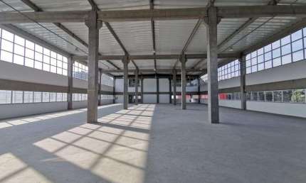 Prédio Comercial para locação no Polo Empresarial Tamboré em Santana de Parnaíba - SP