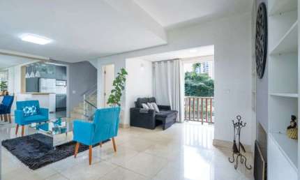 Casa sobrado alto padrão à venda no Condominio New England na Vila Andrade em São Paulo - SP