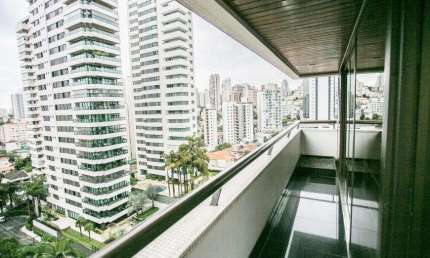 Apartamento à Venda no Condomínio Arvoredo Aclimação em São Paulo - SP