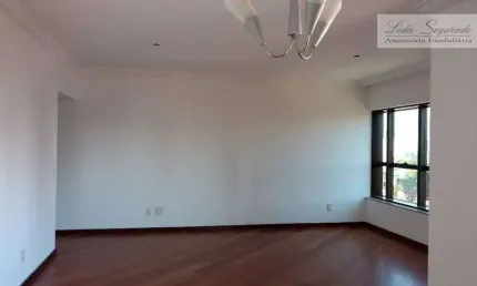 Apartamento à venda no Condomínio Raphael Duarte no Cambuí em Campinas - SP