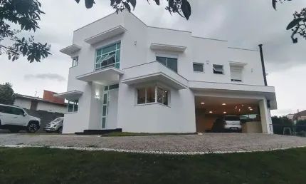 Casa de condomínio com 03 suítes para venda no Condomínio Moinho do Vento em Valinhos - SP