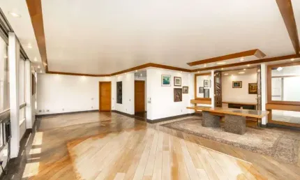 Apartamento alto padrão à venda no Edifício Castellabate no Jardim Europa em São Paulo - SP