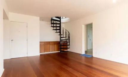 Cobertura duplex à venda no Condomínio Edificio Morada da Colina na Vila Romana em São Paulo - SP
