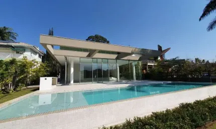 Casa à venda no Condominio Tamboré 2 em Santana de Parnaíba - SP