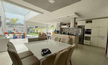 Casa alto padrão à venda no Condomínio Villa D`Ouro em Vinhedo - SP