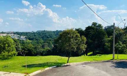 Terreno à venda no Condomínio Vila Real em Valinhos-SP