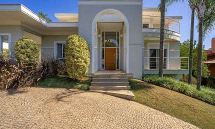 Casa à venda no Condomínio Village Visconde Itamaracá em Valinhos - SP.