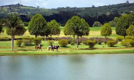 Lote/ Terreno á venda no Condomínio Alto Luxo Quinta da Baroneza, Bragança Paulista - SP