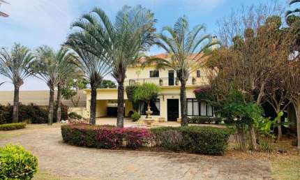 Casa de alto padrão à venda no Taquaral em Campinas - SP.