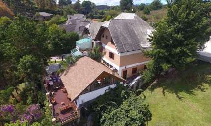 Casa de alto padrão à venda em Campos do Jordão - São Paulo.