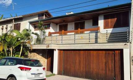 Casa sobrado à venda no Condomínio Parque da Hípica em Campinas - SP