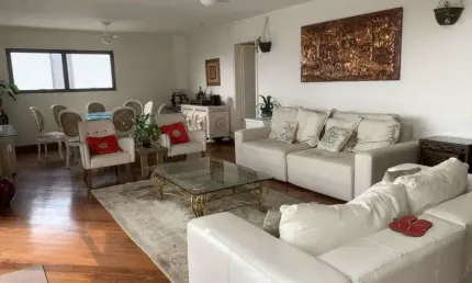 Cobertura Triplex a venda em Moema em São Paulo - SP