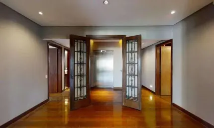 Apartamento para venda e locação no Condomínio Chácara Santa Elena no Santo Amaro em São Paulo - SP