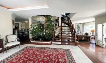 Casa sobrado de alto padrão à venda no Condomínio Palos Verdes na Granja Viana em Carapicuíba - SP