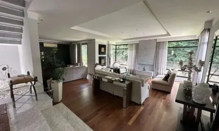 Casa alto padrão para venda e no Condomínio Residencial Jaguari (Sousas) em Campinas - SP.