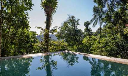 Casa à venda no Condomínio Sitio Sao Pedro em Guarujá - SP.