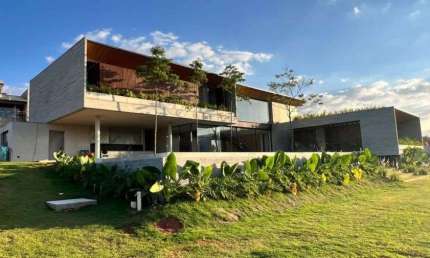 Casa alto padrão à venda no Condomínio Quinta da Baroneza em Bragança Paulista - SP