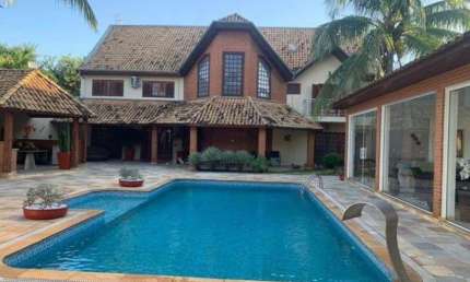 Casa à venda com 1050 metros quadrados no Portal dos Nobres em Americana - SP.