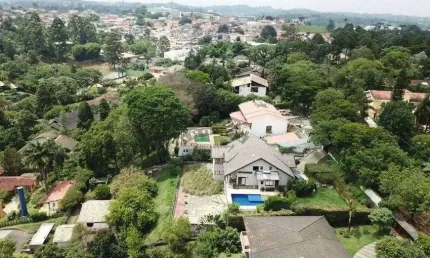 Casa à venda no Condomínio Jardim Mediterrâneo em Cotia - SP.