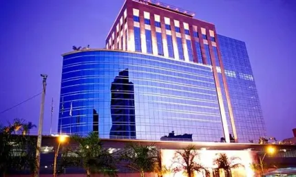 Sala para alugar na Norte Sul no Condomínio Trade Tower em Campinas - SP.