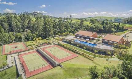 Lote/Terreno para venda tem 1742 metros quadrados em Capela do Barreiro - Itatiba - SP.