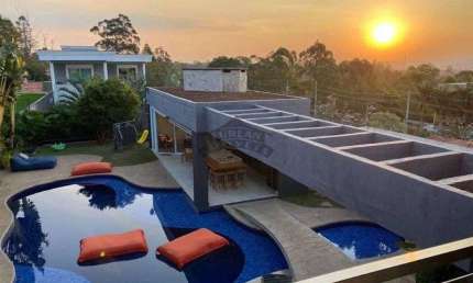Casa de alto padrão à venda no Condomínio Vintage em Cotia - SP.