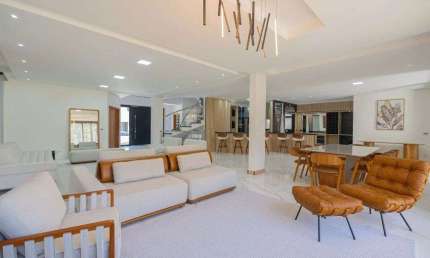 Casa sobrado à venda no Condomínio Residencial Tamboré 3 no Alphaville em Santana de Parnaíba - SP