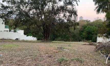 Terreno à venda no Condomínio Alphaville Campinas em Campinas - SP