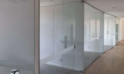 Conjunto de sala para locação no Edifício Trade Tower, Cambuí em Campinas - SP