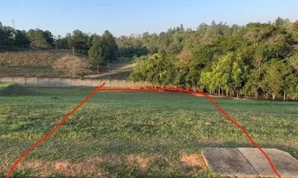 Terreno/ lote à venda no Condomínio Villa Lombarda em Valinhos - SP.