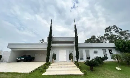 Casa de alto padrão à venda no Condomínio Parque do Cisne, Americana – SP