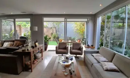 Casa com 4 quartos à venda na Rua Comandante Ismael Guilherme, 64, Jardim Luzitânia, São Paulo