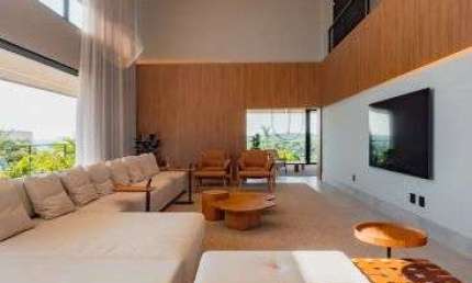 Casa sobrado de alto padrão à venda no Condomínio Le Portier Nautic Residence em Piedade - SP