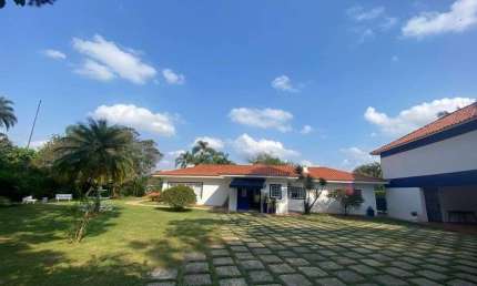 Casa à venda no cond. São Fernando Golf Club, Cotia - SP