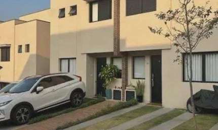 Sobrado à venda no Condomínio Casas Terrara I em Campinas - SP
