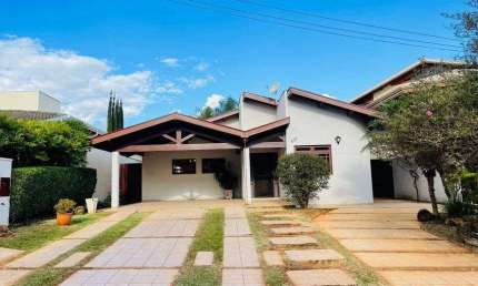 Casa de Condomínio com 3 Quartos à venda, 302m² - Loteamento Residencial Barão do Café