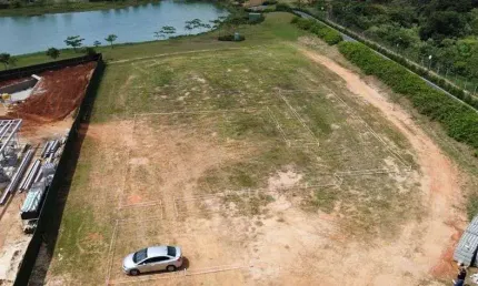 Terreno à venda no Condomínio Fazenda Boa Vista em Porto Feliz - SP.