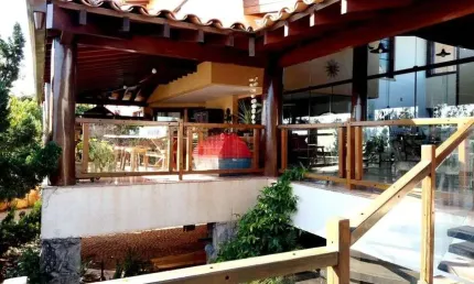 Casa de condomínio para aluguel no Condominio Alphaville em Campinas - SP.