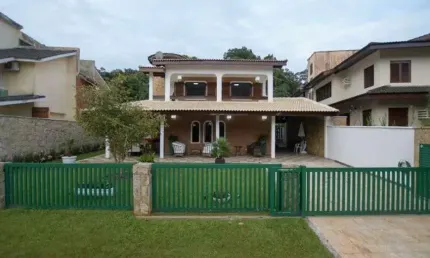 Casa de Praia à Venda na Riviera de São Lourenço, Bertioga - SP