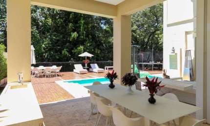 Casa à venda no Condomínio Alphaville em Campinas - SP.