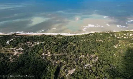 Lote à Venda no Condomínio Estâncias Reserva Trancoso, Praia de Itapororoca, Porto Seguro - BA