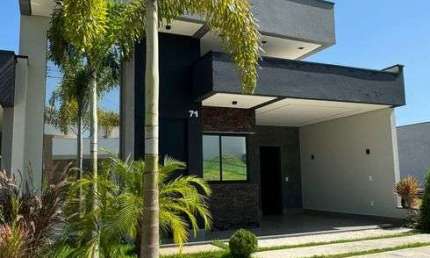 Casa à Venda no Condomínio Mantova em Colinas De Indaiatuba - Indaiatuba - SP
