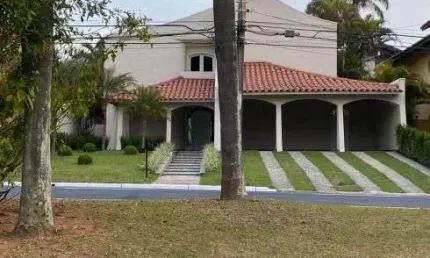 Casa sobrado alto padrão à venda no condomínio Alphaville Residencial Dois em Barueri - SP