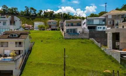 Terreno à venda no Residencial Valville I no Alphaville em Santana de Parnaíba - SP