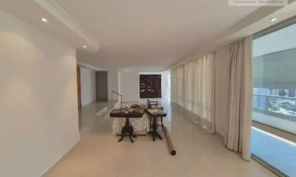 Apartamento á venda ou aluguel no Condomínio Edifício São Conrado no bairro Cambuí em Campinas - SP