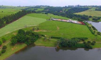 Terreno à venda no Condominio Fazenda Boa Vista em Porto Feliz - SP.