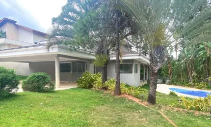Casa alto padrão à venda no Condomínio Alphaville em Campinas - SP.